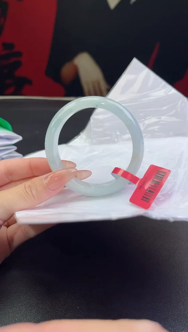 【闪购商品】翡翠手镯未镶嵌翡翠手镯
