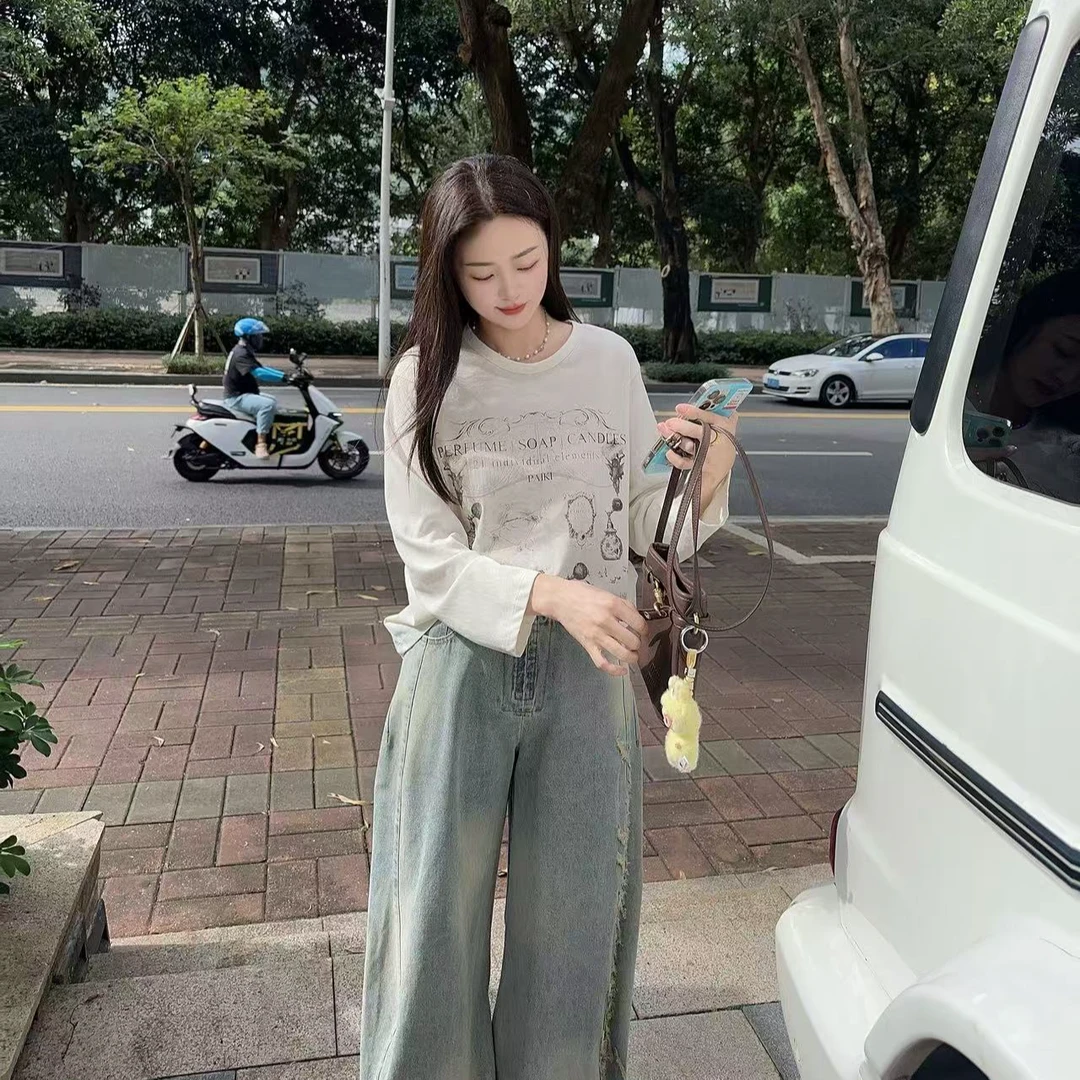 香水瓶印花长袖T
