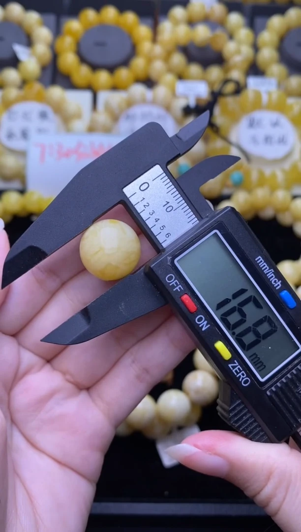 未镶嵌琥珀裸石 大小姐珠宝严选15