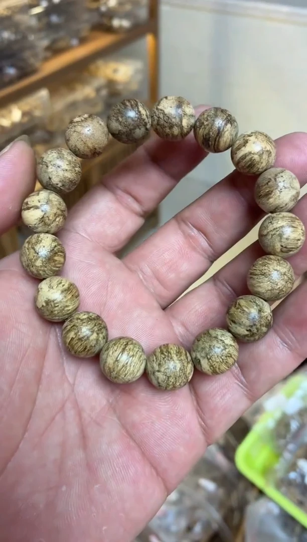 沉香手串 达拉干圆珠单圈留疤1.3多样性发其一