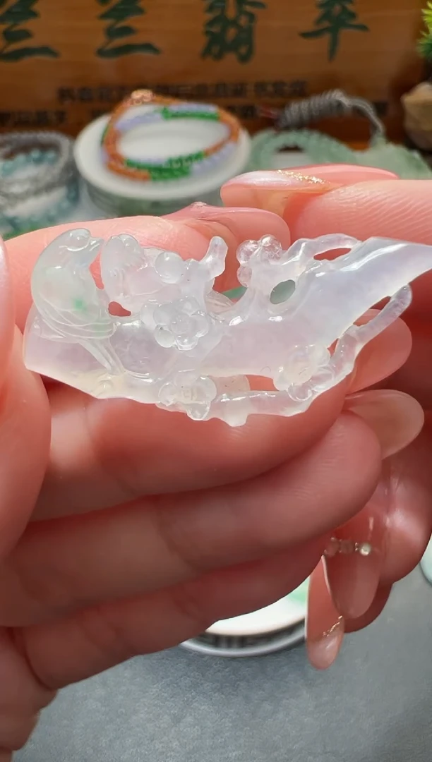 定制翡翠未镶嵌35.1*15*7.7喜上眉梢