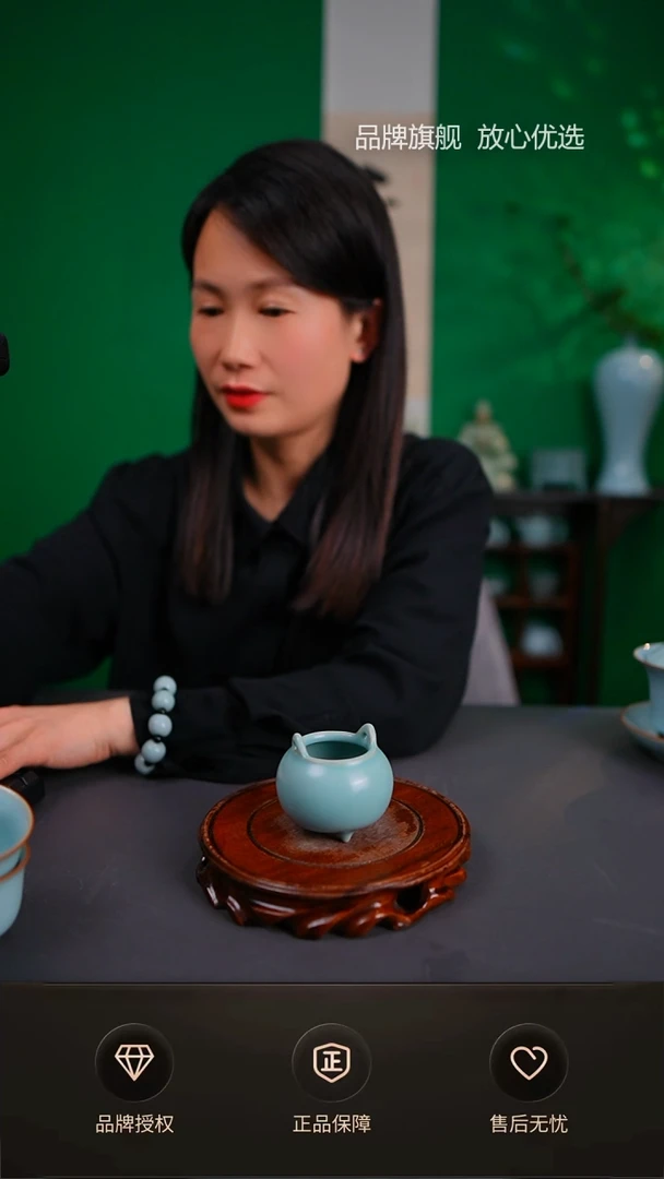 【闪购商品】仿古支钉迷你胖香炉不完美