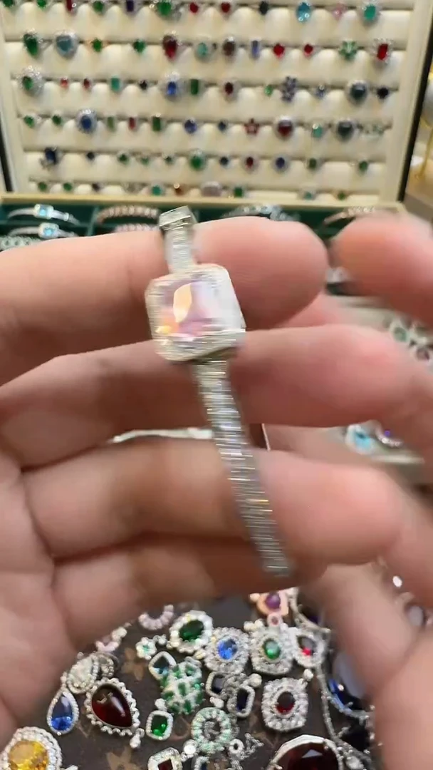 未镶嵌手镯碧玺碧玺手镯