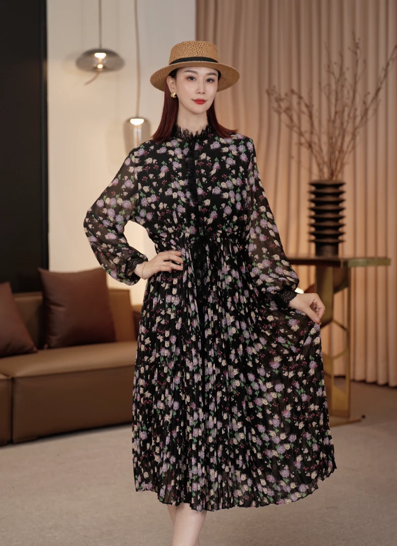 XILIHUI/喜丽荟2025春夏设计新款拼接蕾丝 薄款显瘦连衣裙 3043