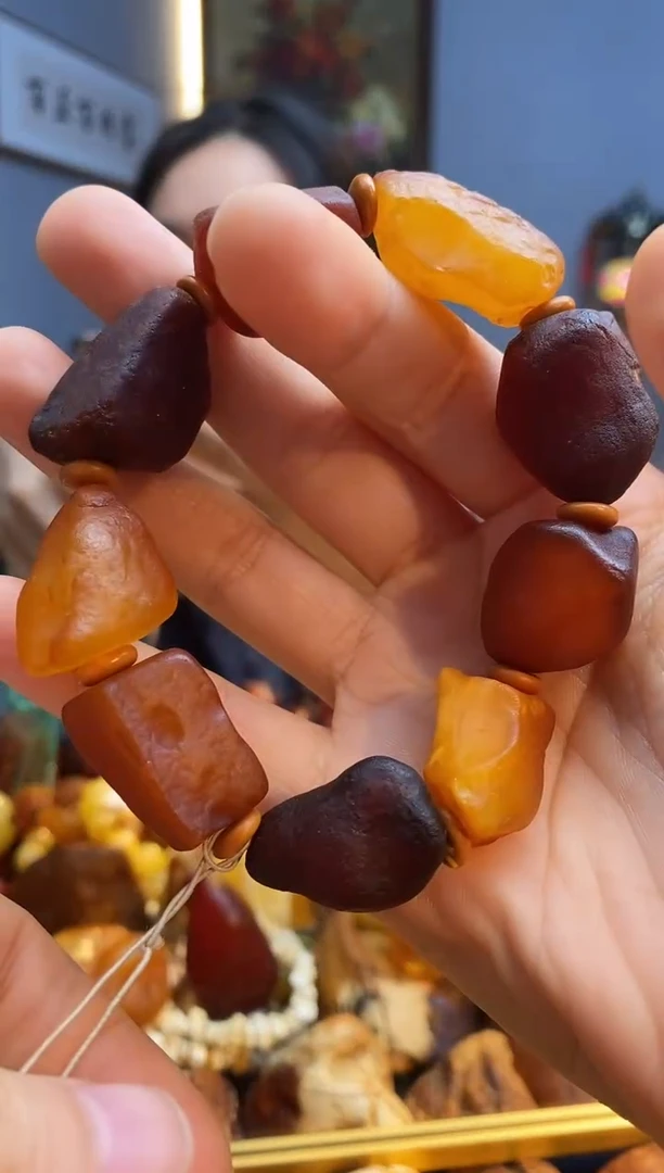 未镶嵌琥珀手串手串