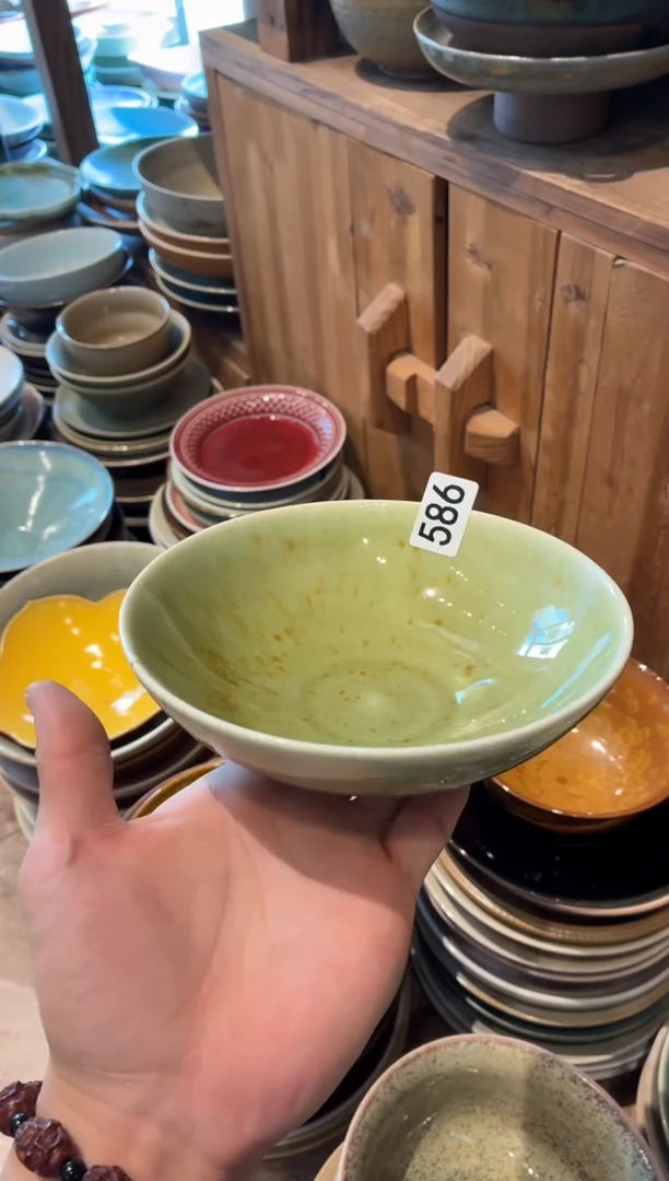 瓷片東**舍586  枣红花圆口碗1个