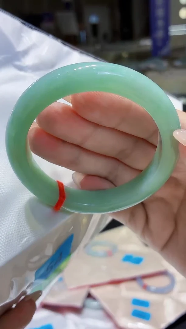 未镶嵌手镯翡翠翡翠手镯54