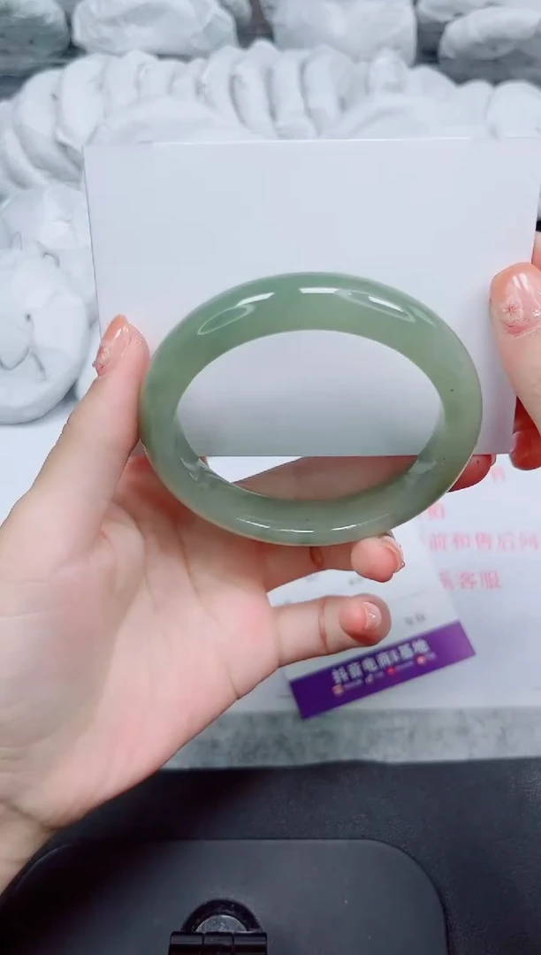 石英质玉手镯未镶嵌249-58