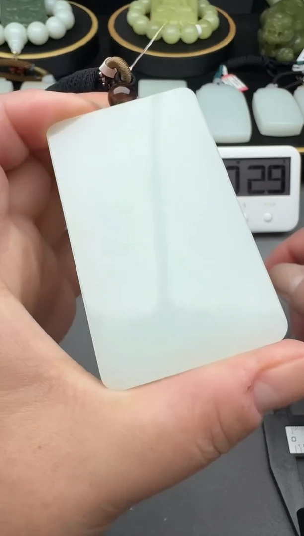 颈饰未镶嵌和田玉4