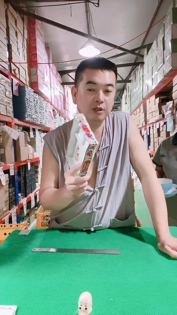 瓷片碗碟好物一件不留@@1
