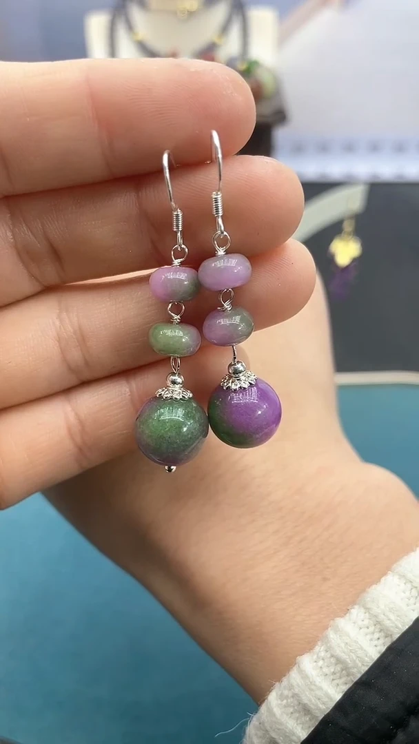 【闪购商品】翡翠耳饰银S925镶嵌春彩三珠耳钩