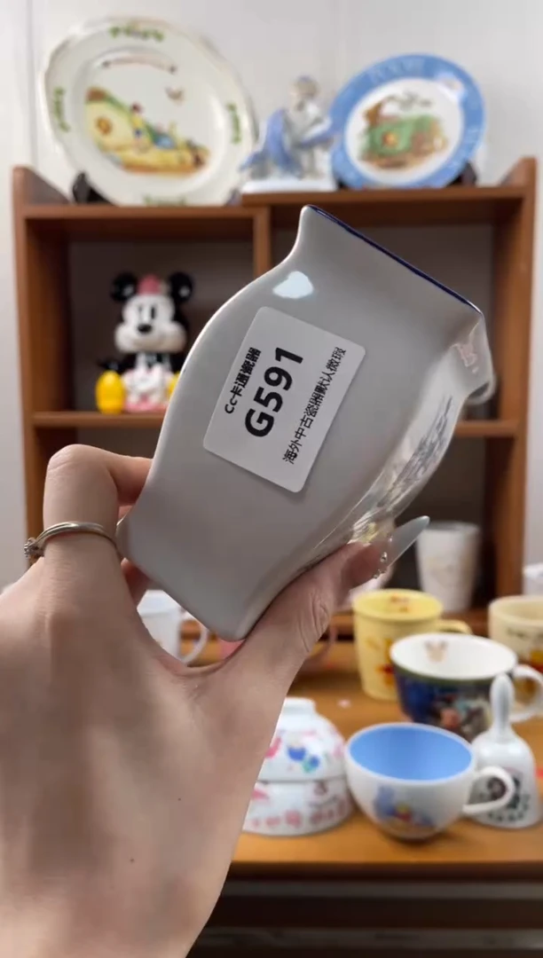 瓷片是***哇g591满18包邮发货海外瓷器默认瑕疵