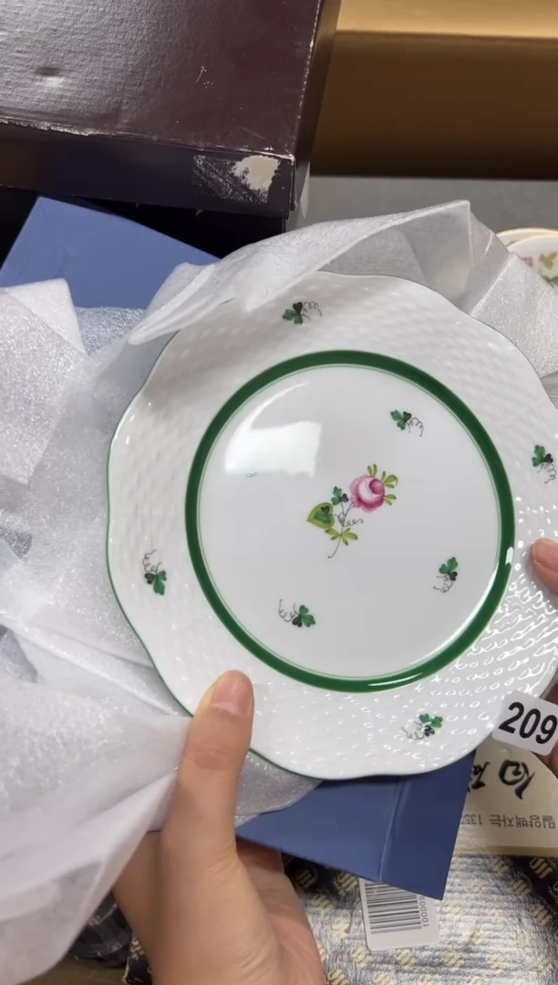 瓷片?****足209中古商品谨慎参拍