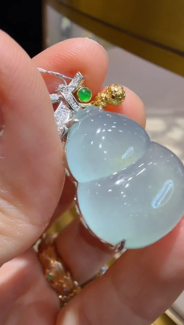 吊坠(不含链)18K金镶嵌翡翠多样性团购发一件