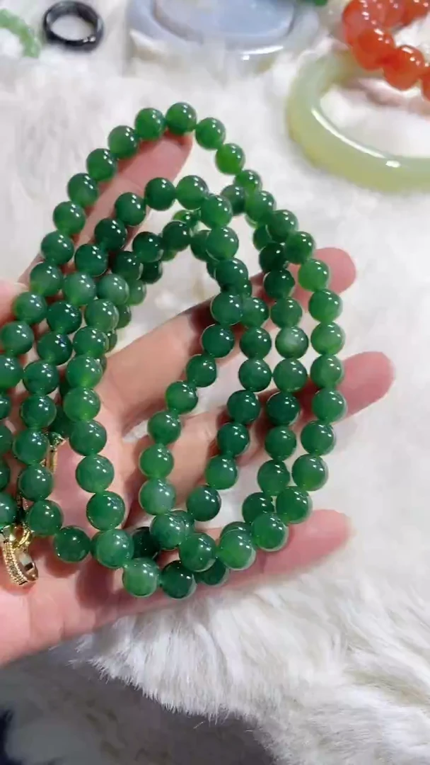 和田玉未镶嵌颈饰多样性发一件