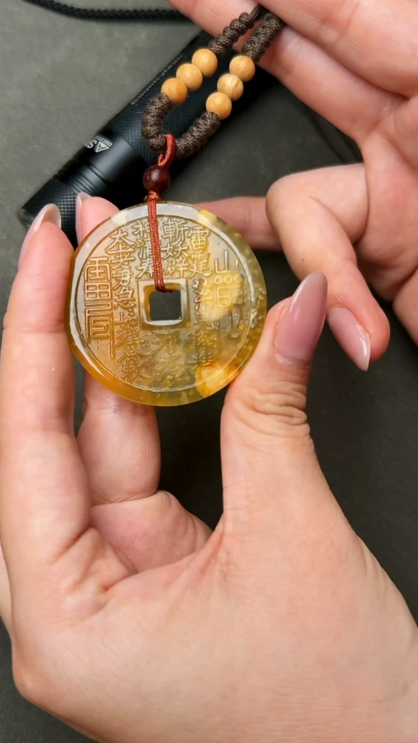 未镶嵌蛇纹石玉颈饰多样性发货