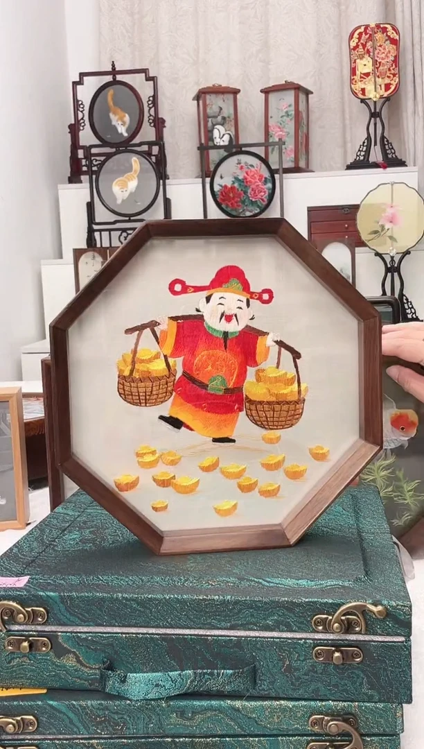 扇子苏绣作品手工摆台