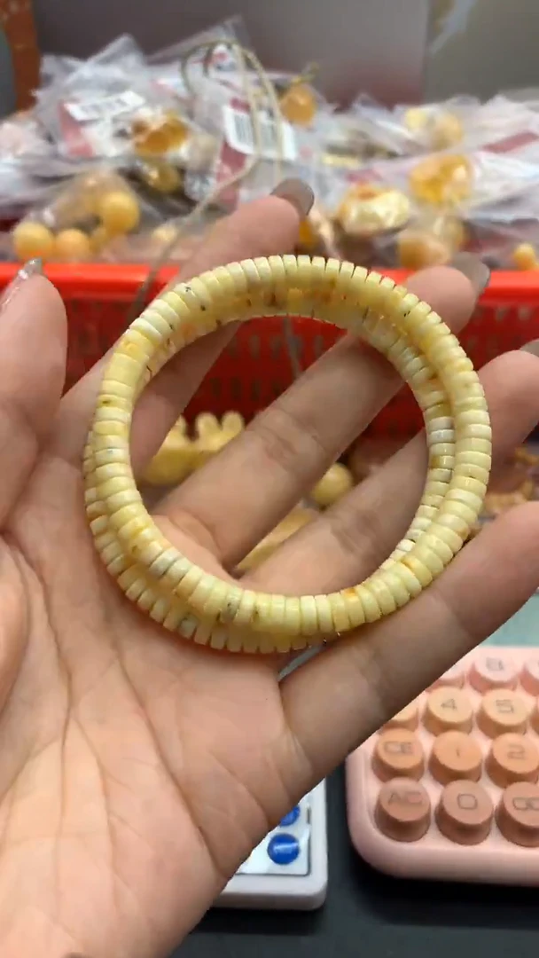 未镶嵌琥珀珠宝奇石1386多样性发其一