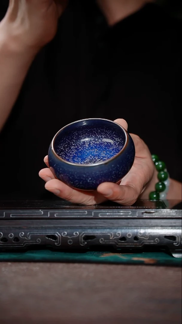 153-3禅定杯（碳蓝釉 窑变随机）
