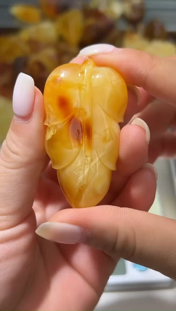裸石琥珀未镶嵌琥珀蜜蜡吊坠
