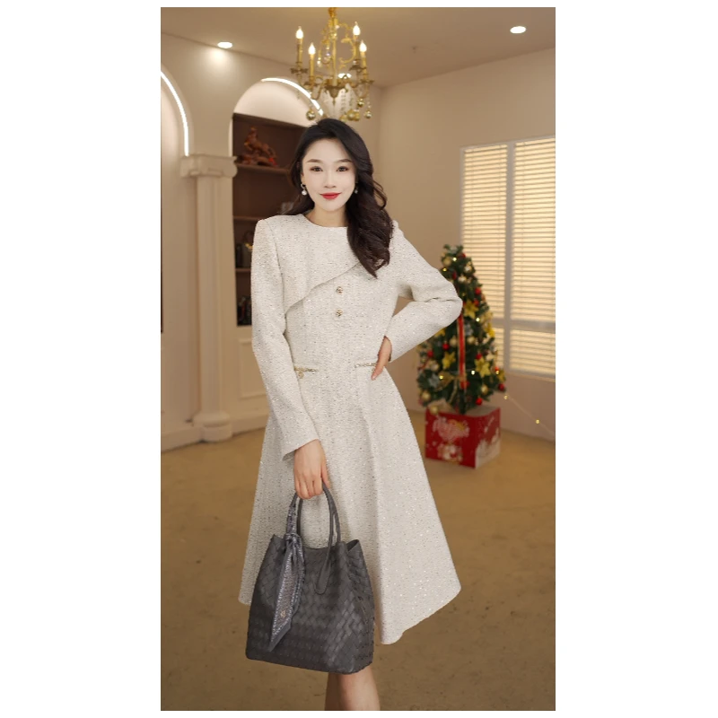 8184轻奢法式2024秋季新款高级感小香风时尚连衣裙