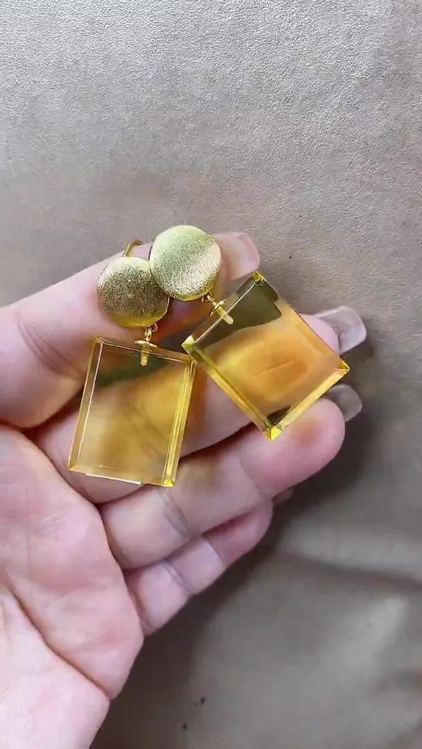 琥珀颈饰未镶嵌耳环