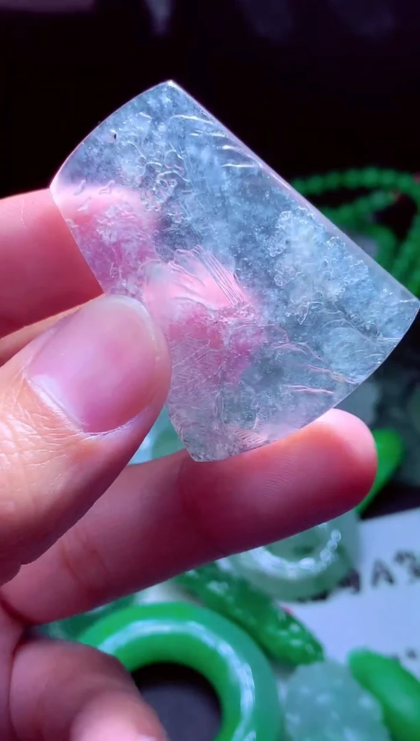 未镶嵌定制翡翠杨****?翡翠毛货定制