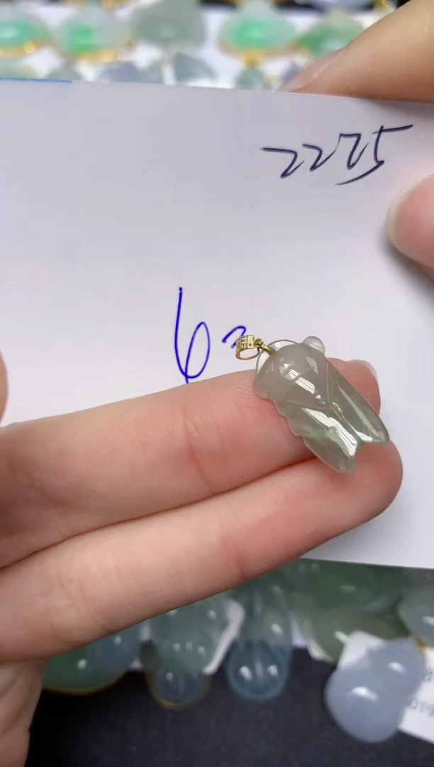 【闪购商品】翡翠颈饰18K金镶嵌天然翡翠A货