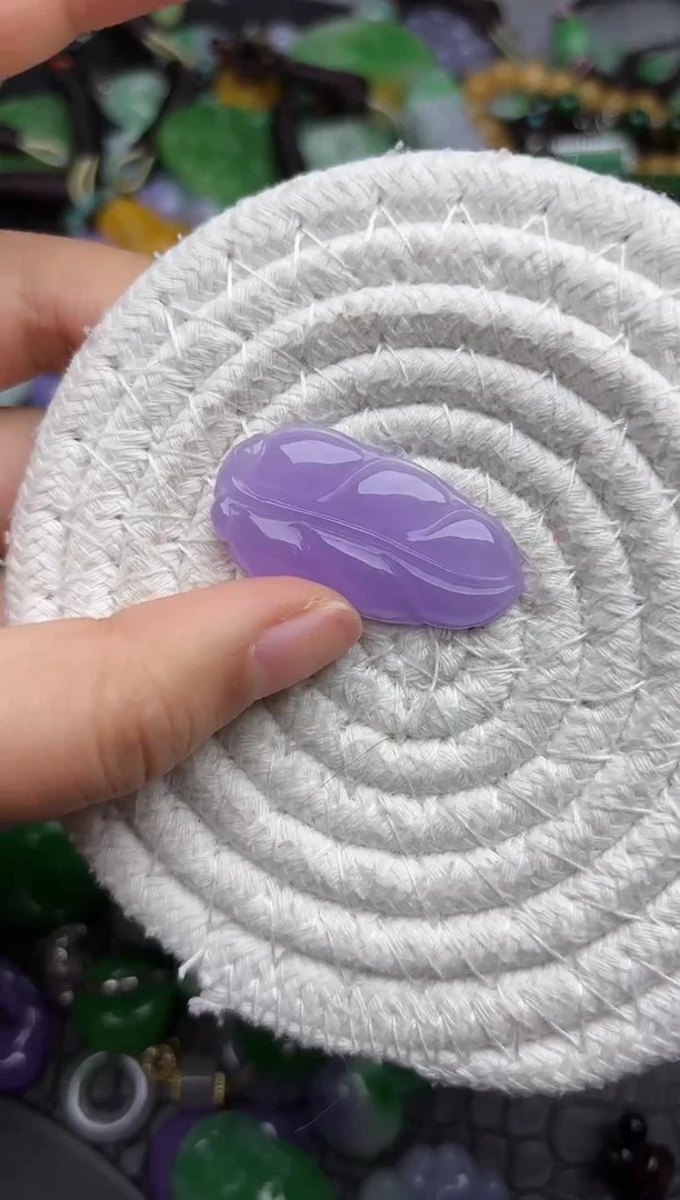 颈饰未镶嵌翡翠缅甸翡翠吊坠