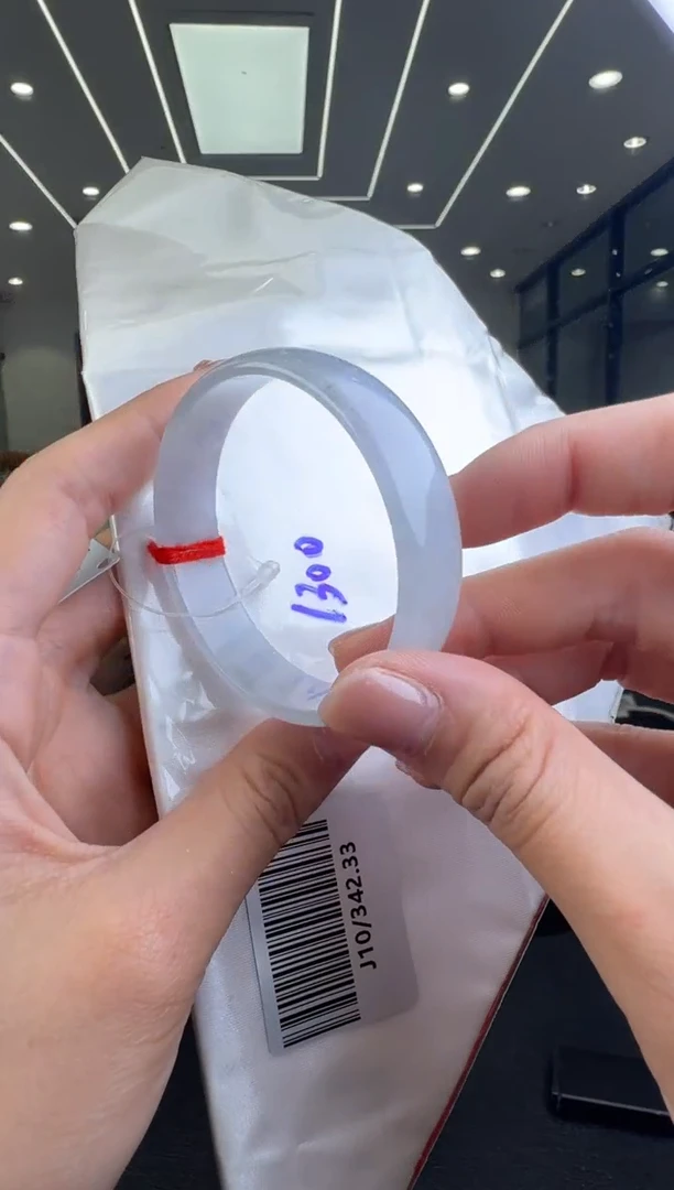 翡翠未镶嵌颈饰手镯53