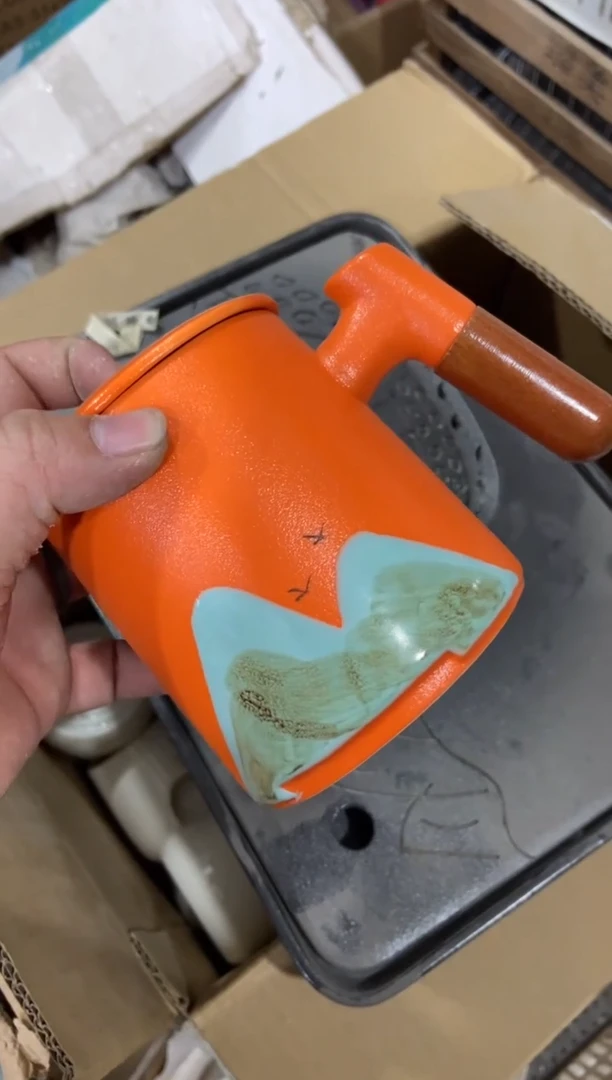 杯无运费险有瑕疵的摄影的产品有使用过的痕迹有点脏介意勿拍0