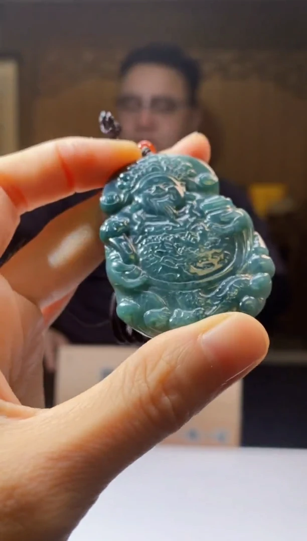 翡翠未镶嵌颈饰GP0613008