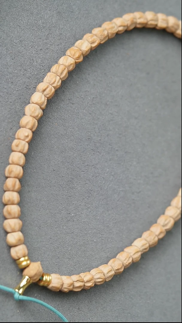 【闪购商品】柏香籽/百香籽吊坠手持