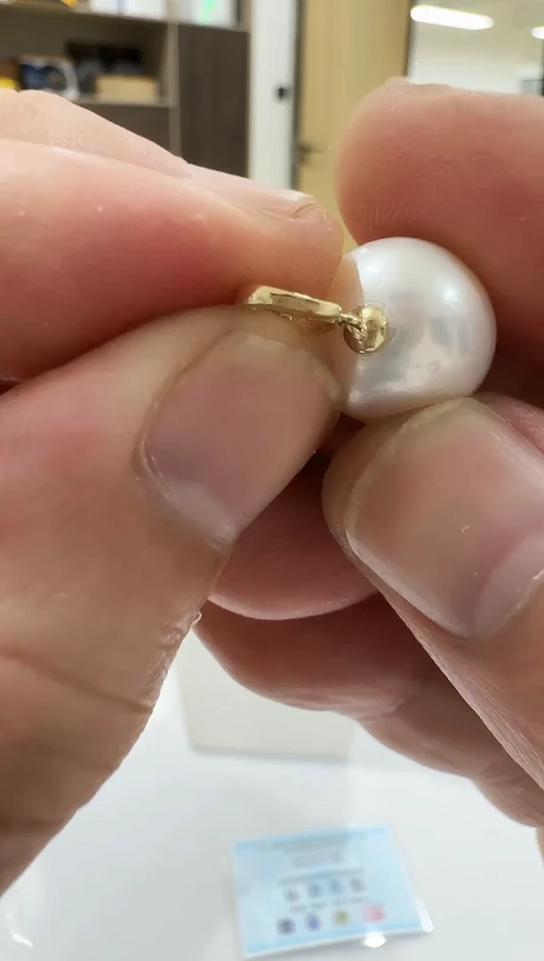 淡水珍珠18K金镶嵌吊坠(赠链)12-13mm