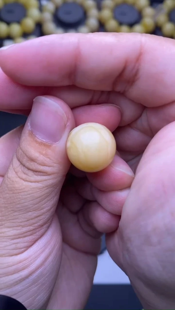 裸石琥珀未镶嵌大小姐珠宝严选38