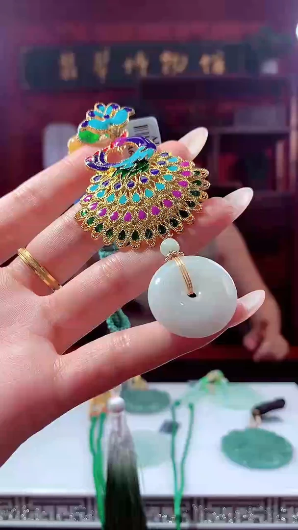 翡翠未镶嵌颈饰天然翡翠(拍一发一）