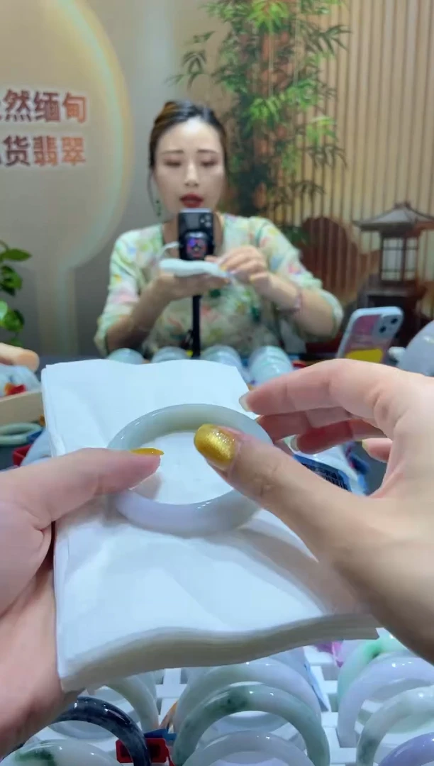 翡翠手镯未镶嵌000023991