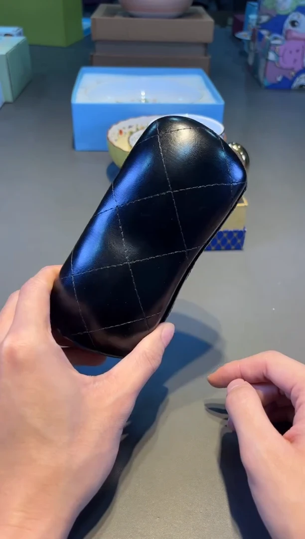 乡黑 小新全球仓小新全球仓小新全球仓