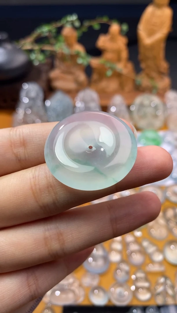 吊坠(不含链)未镶嵌翡翠平安扣