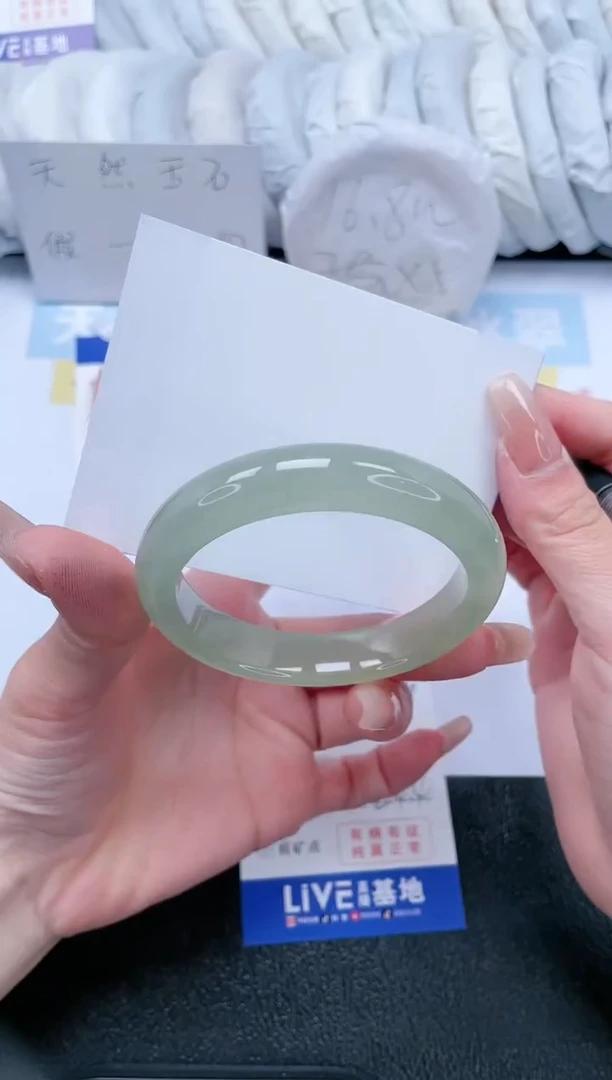 【闪购商品】石英质玉手镯未镶嵌T319-54.4