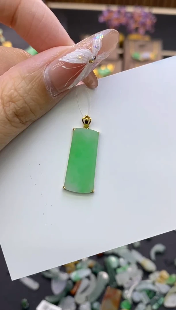 【闪购商品】翡翠颈饰未镶嵌净货16232