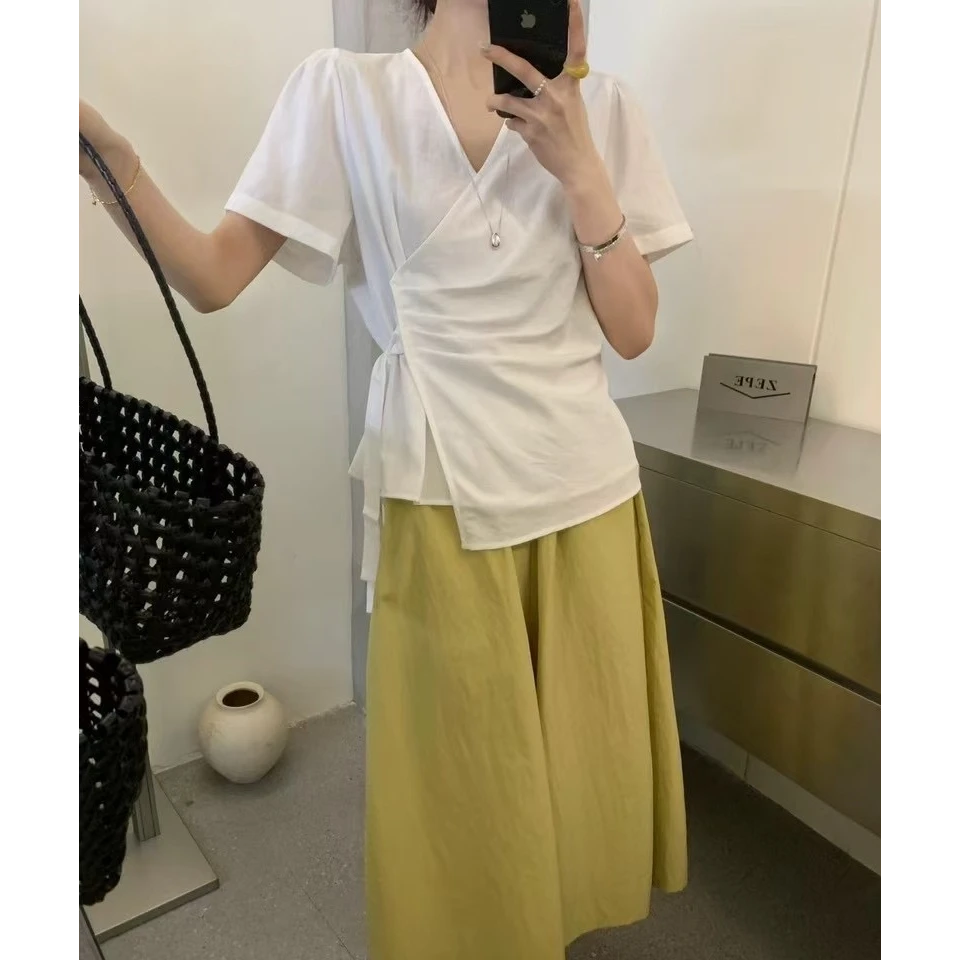 夏季设计感气质百搭时髦上衣女2025新款侧系带褶皱收腰显瘦你短袖