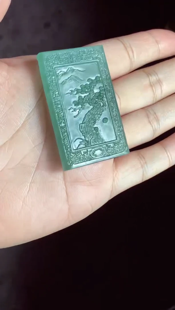 未镶嵌定制翡翠鸿****鹏鸿运当头郭鹏