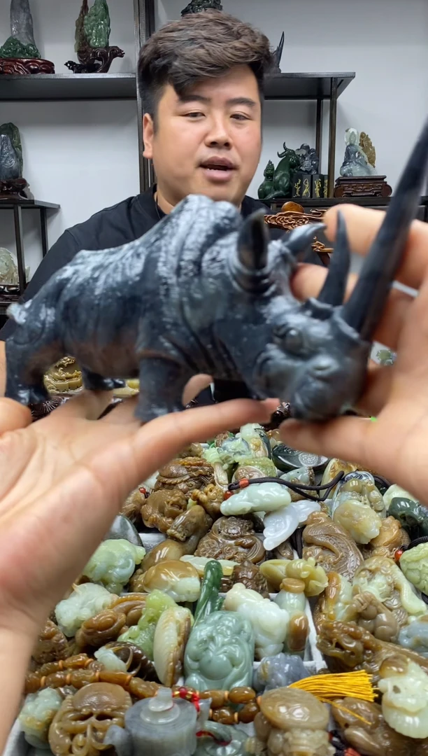 和田玉未镶嵌摆件1