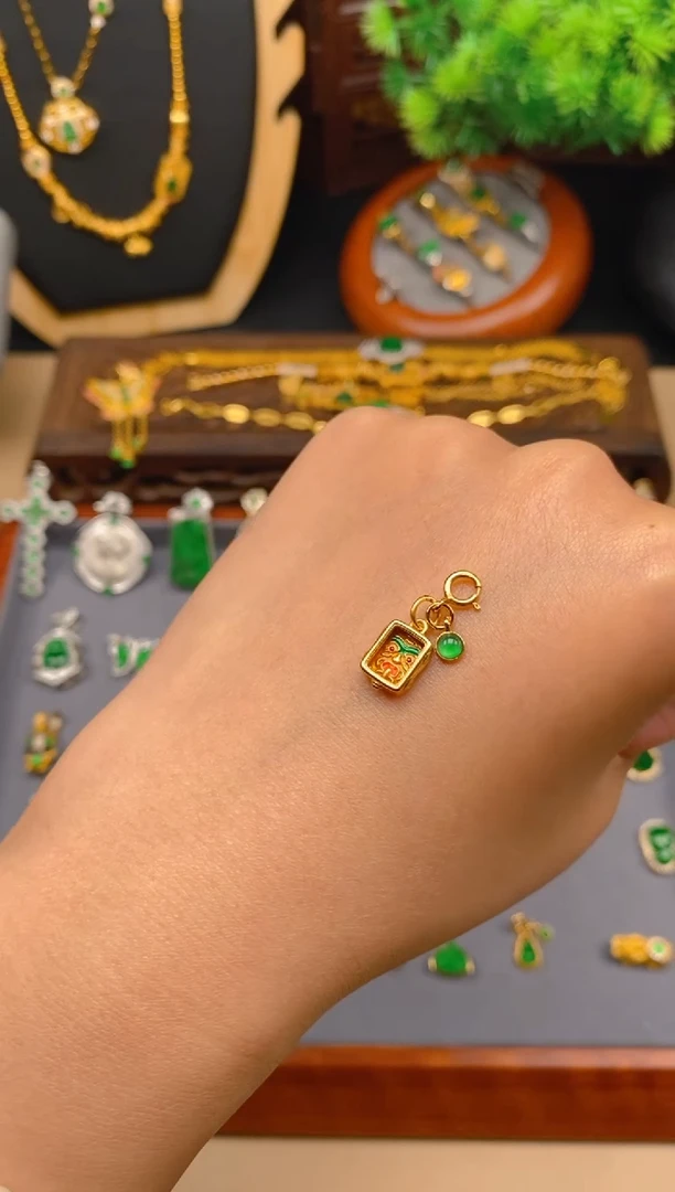 【闪购商品】翡翠银S925镶嵌吊坠(不含链)扎吉拉母