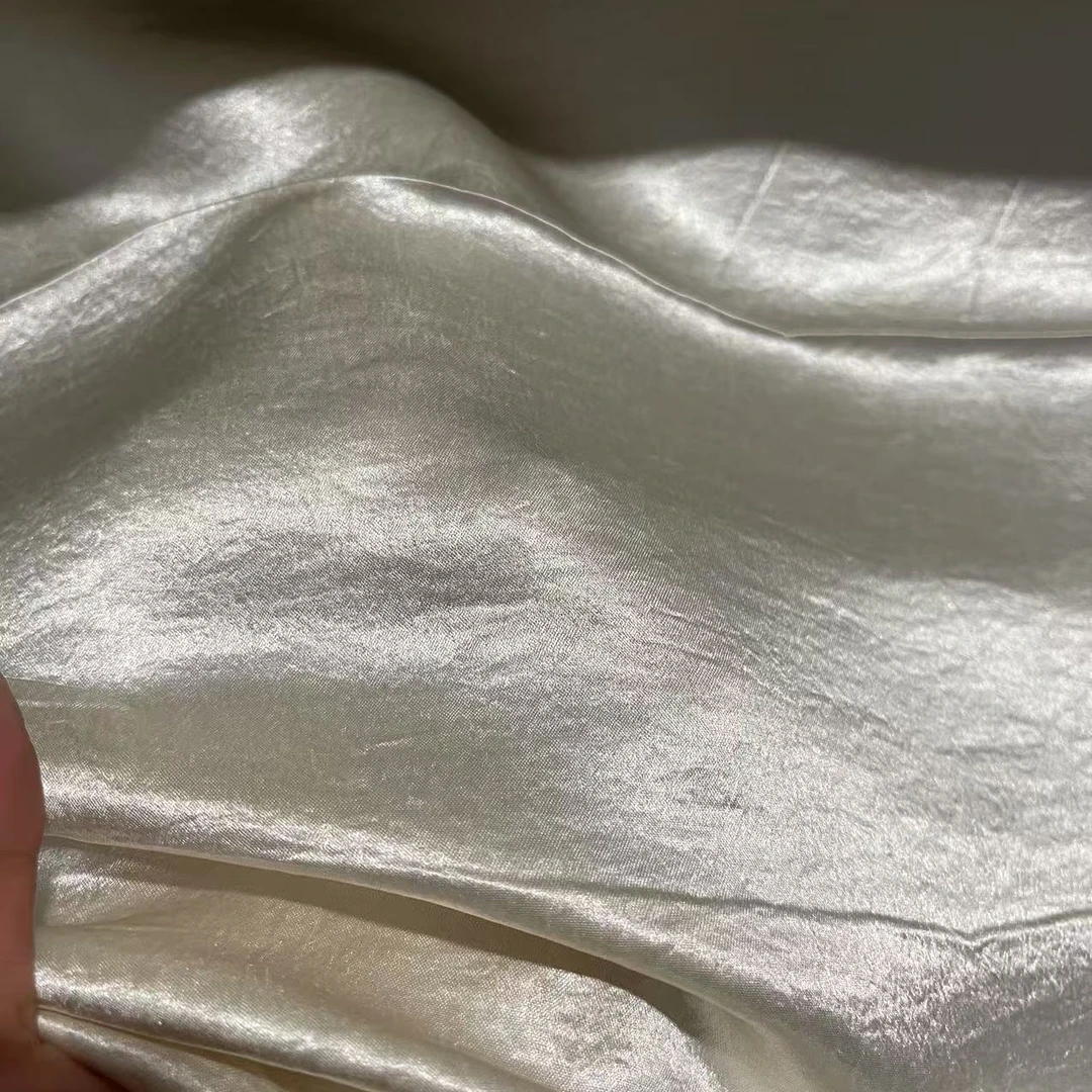 100%重磅醋酸皱 时装布料 纯香槟色