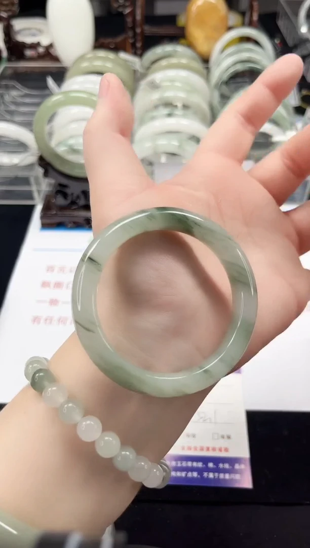 未镶嵌手镯石英质玉48-51/52