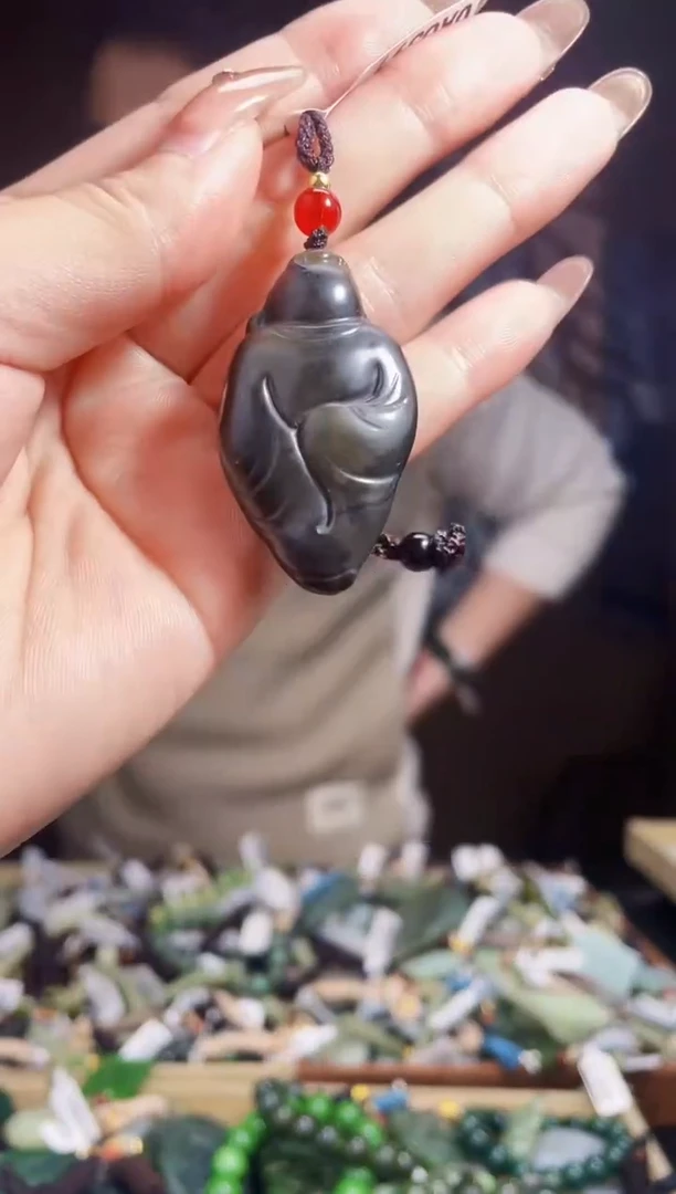 【闪购商品】和田玉颈饰未镶嵌拍一发一