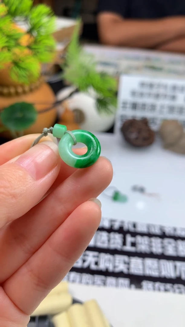 未镶嵌定制翡翠动***…---112293
