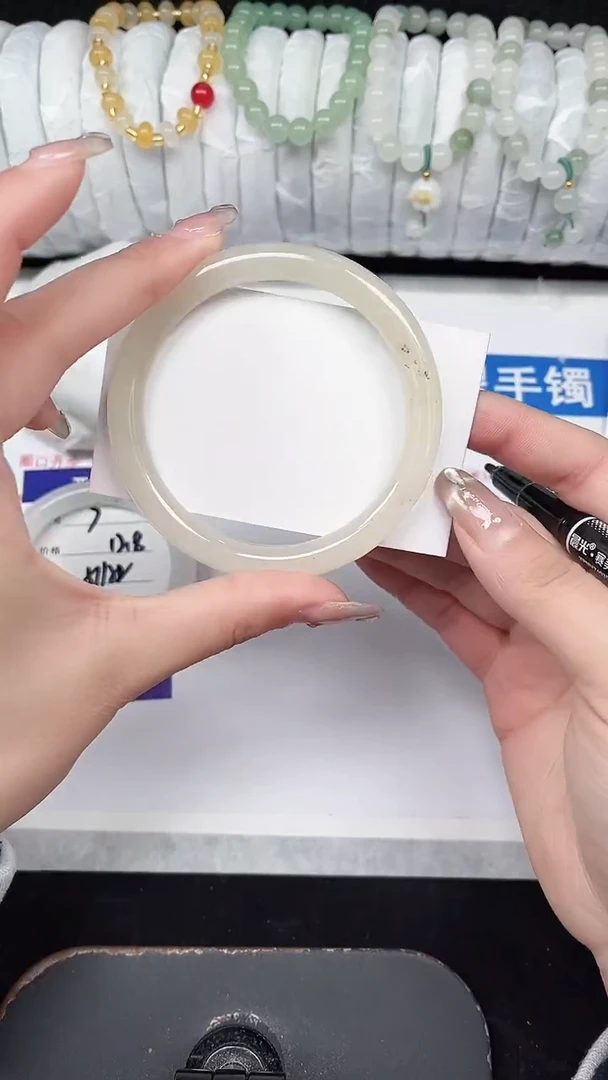 未镶嵌手镯石英质玉8-61/62